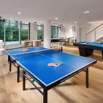Mamaison Downtown Hotel 4*