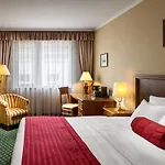 Mamaison Downtown Hotel
