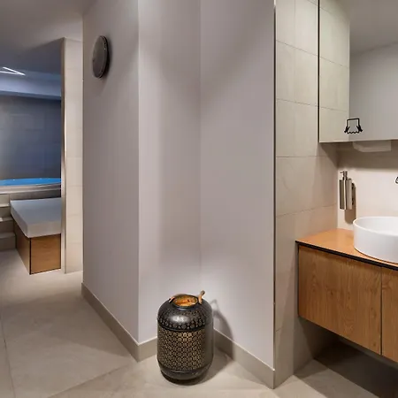 Hotel Mamaison Downtown 4*