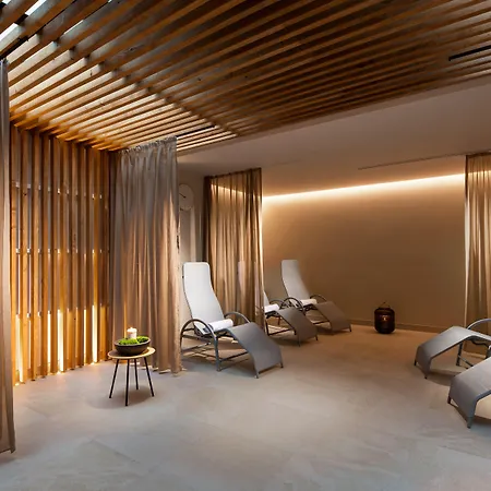 マメゾン レジデンス ダウンタウン 4*