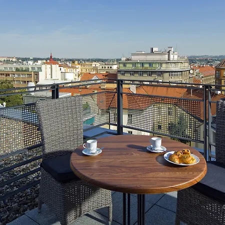 Mamaison Downtown Hotel 4*