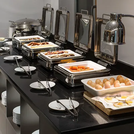 Hotel Mamaison Downtown