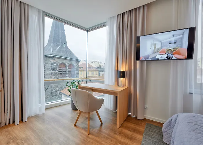 Mamaison Downtown 4*