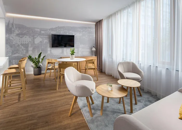 Mamaison Downtown 4*