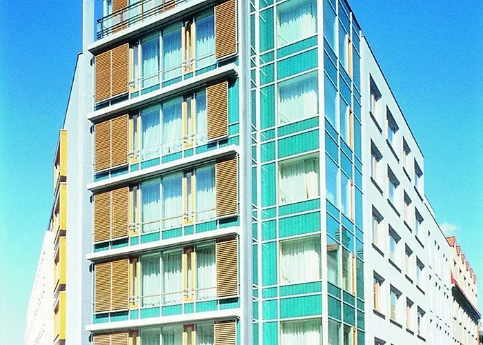 Mamaison Downtown מלון 4*