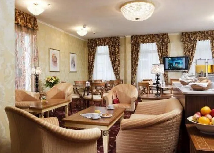 Mamaison Downtown 4*