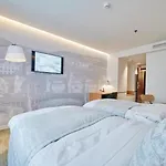 Hotel Mamaison Downtown Praga